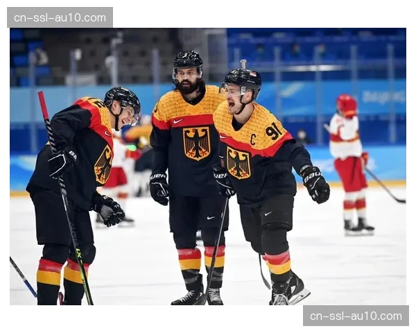 特写：德国公开赛现场，中国留学生组成庞大助威团