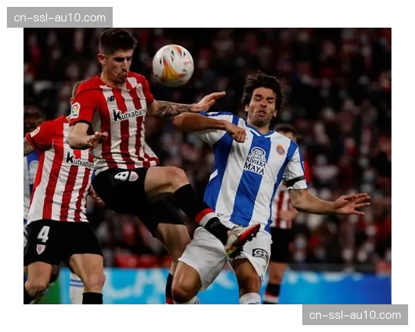 西甲第32轮快讯:皇家社会1-1战平毕尔巴鄂,两队门将分别获评全场最高分 西甲第32轮快讯:皇家社会1-1战平毕尔巴鄂,两队门将分别获评全场最高分